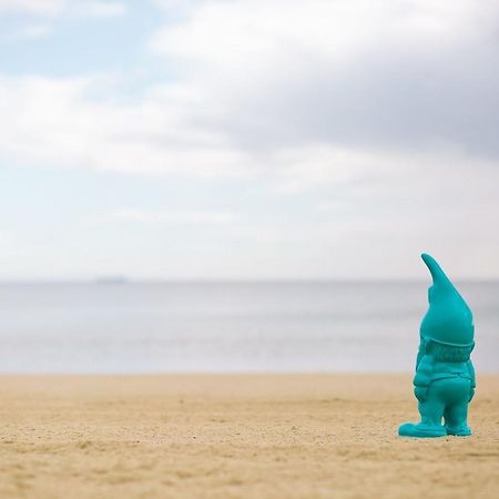 Blue Buddy - Hamptons Gdansk Exterior photo